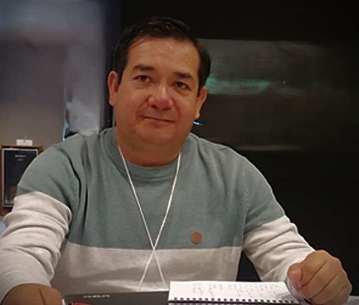 Dr. Armando Martínez Guarneros