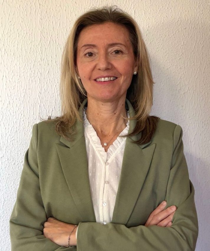 Dra. Eva María Salinas Miralles
